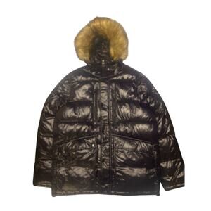 Guess- Men’s hooded puffer coat size Large